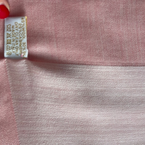 New ROLEX Light Pink luxurious Wool/silk/cashmere Scarf - Picture 4 of 4